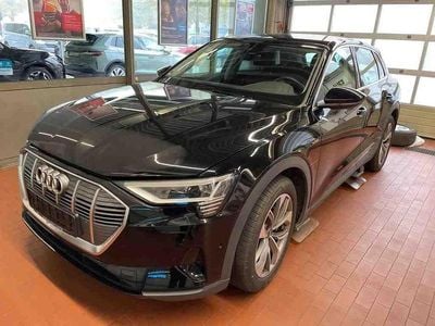 Schwarz Gebraucht 2022 Audi e-tron Ambiente SUV | 25.890 € (Superpreis)