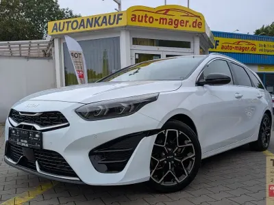 Gebraucht Kia Ceed 160 PS (117 kW) 2023 Weiß Kleinwagen