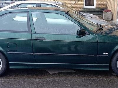 Gebraucht BMW 316 Compact Performance 102 PS (75 kW) 1998 Grün Kleinwagen