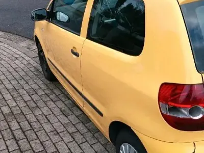 Gebraucht VW Fox 55 PS (40 kW) 2005 Gelb Kleinwagen