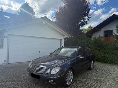 Mercedes E500