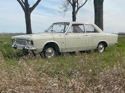 Weiß Gebraucht 1967 Ford 17M Limousine | 23.500 €