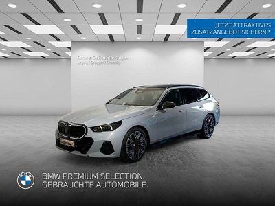 Grau Gebraucht 2024 BMW 520 Comfort Edition Kombi | 56.202 € (Etwas zu teuer)