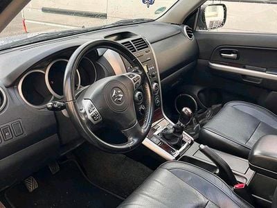 Gebraucht Suzuki Grand Vitara 128 PS (94 kW) 2007 Grau SUV