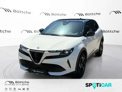Gebraucht Alfa Romeo Junior Edizione Speciale 136 PS (100 kW) 2025 Other SUV