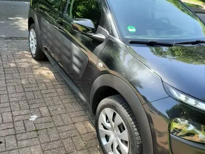 Gebraucht Citroën C4 PureTech 110 PS (80 kW) 2016 Schwarz SUV