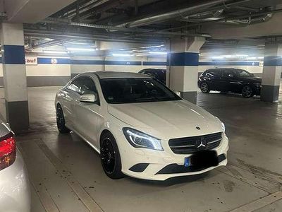Gebraucht Mercedes CLA180 AMG line 122 PS (89 kW) 2015 Limousine
