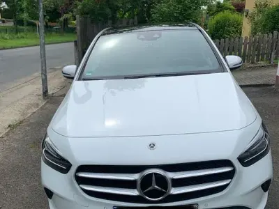 Gebraucht Mercedes B200 150 PS (110 kW) 2020 Weiß Kleinwagen