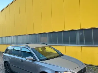 Gebraucht Volvo V50 140 PS (102 kW) 2008 Grau Kombi