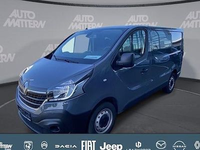 Grau Gebraucht 2021 Renault Trafic Komfort Van / Kleinbus | 21.950 € (Guter Preis)