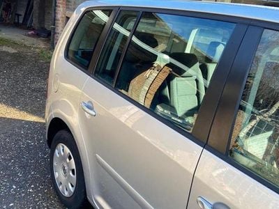 Silber Gebraucht 2005 VW Touran Van / Kleinbus | 1.700 € (Fairer Preis)