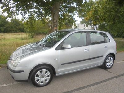 Silber Gebraucht 2002 VW Polo Kleinwagen | 5.250 € (Teuer)