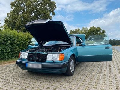 Gebraucht Mercedes E320 220 PS (161 kW) 1993 Grün Cabrio