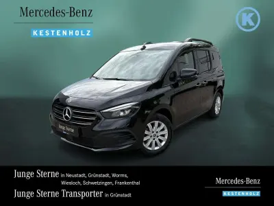 Gebraucht Mercedes T180 Progressive 116 PS (85 kW) 2025 Loparitschwarz Van / Kleinbus