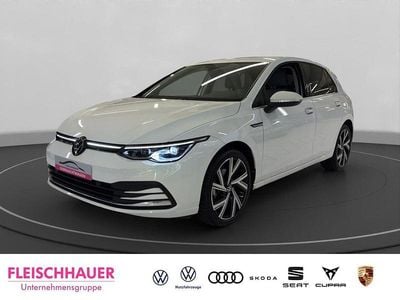 Gebraucht VW Golf VIII Style 150 PS (110 kW) 2024 Weiss Limousine