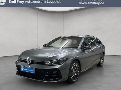 Gebraucht VW Passat R-line 193 PS (141 kW) 2024 Diabasgrau metallic grena Kombi