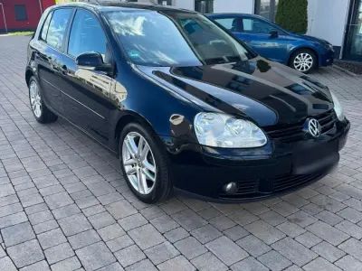 Usata VW Golf VI 122 CV (89 kW) 2008 Nero Utilitaria