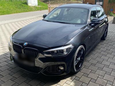 Gebraucht BMW 118 M Sport 136 PS (100 kW) 2018 Schwarz Kleinwagen