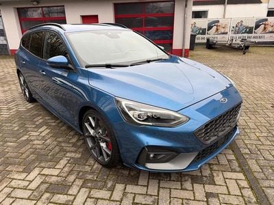 Blau Gebraucht 2020 Ford Focus Performance Edition Kombi | 17.800 € (Teuer)