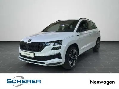 Neu Skoda Karoq SportLine 190 PS (139 kW) 2026 Moonweiß perleffekt (metallic) SUV