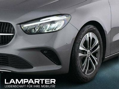 Gebraucht Mercedes B200 163 PS (119 kW) 2024 Grau Kleinwagen
