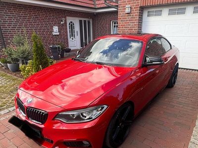 BMW 225