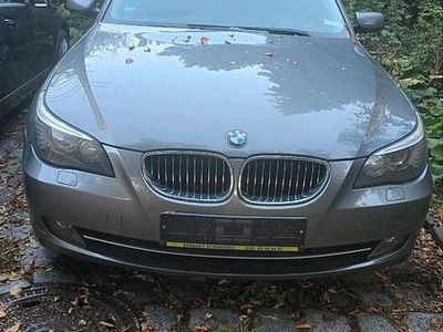 BMW 525
