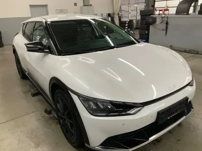 Usata Kia EV6 Premium 167 kW (228 CV) 2021 Bianco SUV