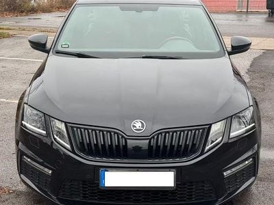 Schwarz Gebraucht 2017 Skoda Octavia RS Limousine | 17.000 € (Fairer Preis)