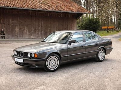Usata BMW M5 Performance 315 CV (231 kW) 1989 Grigio Berlina