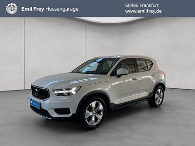 Gebraucht Volvo XC40 Momentum 129 PS (94 kW) 2022 Weiß SUV