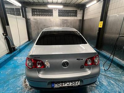Gebraucht VW Passat 140 PS (102 kW) 2006 Silber Limousine