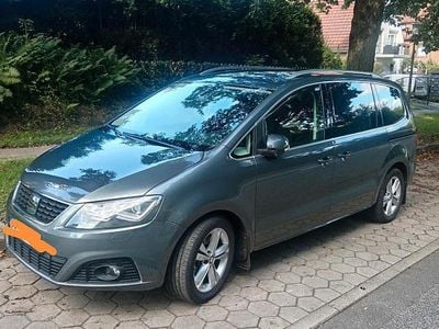 Gebraucht Seat Alhambra XCELLENCE 150 PS (110 kW) 2020 Grau Van / Kleinbus