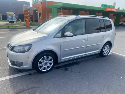 Gebraucht VW Touran Highline 170 PS (125 kW) 2010 Silber Van / Kleinbus