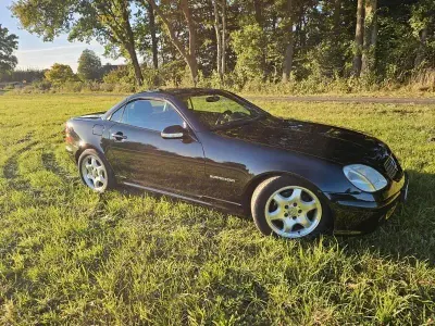 Gebraucht Mercedes SLK230 197 PS (144 kW) 2003 Schwarz Cabrio