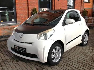 Weiß Gebraucht 2009 Toyota iQ Kleinwagen | 3.550 € (Fairer Preis)