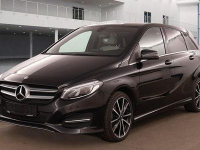 Second-hand Mercedes B220 177 CP (130 kW) 2015 Negru Monovolum
