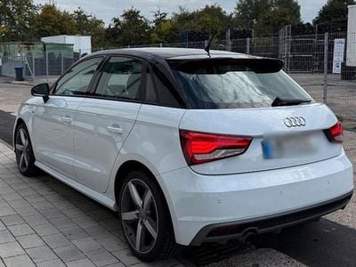 Begagnad Audi A1 S-Line 95 HK (69 kW) 2016 Vit Halvkombi