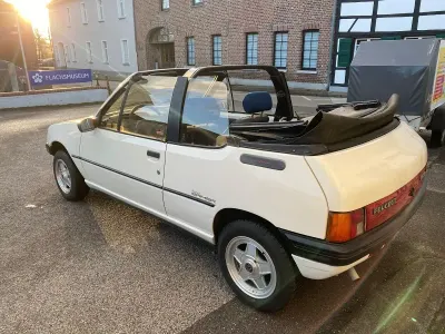 Gebraucht Peugeot 205 60 PS (44 kW) 1990 Weiß Cabrio