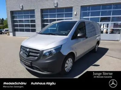 Gebraucht Mercedes Vito 163 PS (119 kW) 2021 Silber Van