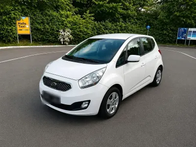 Używany Kia Venga 90 KM (66 kW) 2011 Biały Hatchback