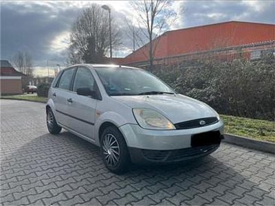 Gebraucht Ford Fiesta 60 PS (44 kW) 2005 Grau Kleinwagen
