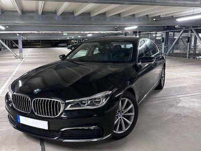 Schwarz Gebraucht 2015 BMW 730 Limousine | 34.999 € (Teuer)