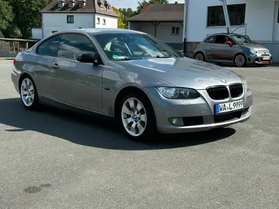 Gebraucht BMW 320 190 PS (139 kW) 2007 Grau Coupé