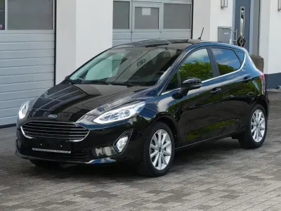 Gebraucht Ford Fiesta Titanium 95 PS (69 kW) 2020 Schwarz Kleinwagen