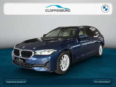 Gebraucht BMW 520 Sport Line 190 PS (139 kW) 2023 Blau Limousine
