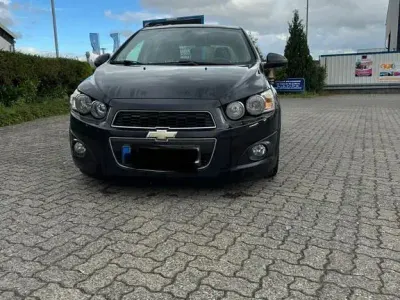Gebraucht Chevrolet Aveo LTZ 95 PS (69 kW) 2012 Schwarz Limousine