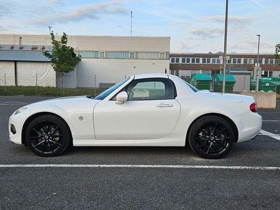 Second-hand Mazda MX5 Sports-Line 160 CP (117 kW) 2014 Alb Cabrio