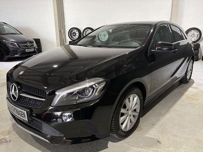 Gebraucht Mercedes A160 Style 102 PS (75 kW) 2015 Schwarz Limousine