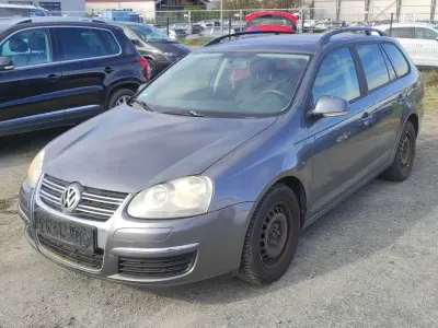 Gebraucht VW Golf VI Trendline 105 PS (77 kW) 2008 Platinum grey metallic Kleinwagen